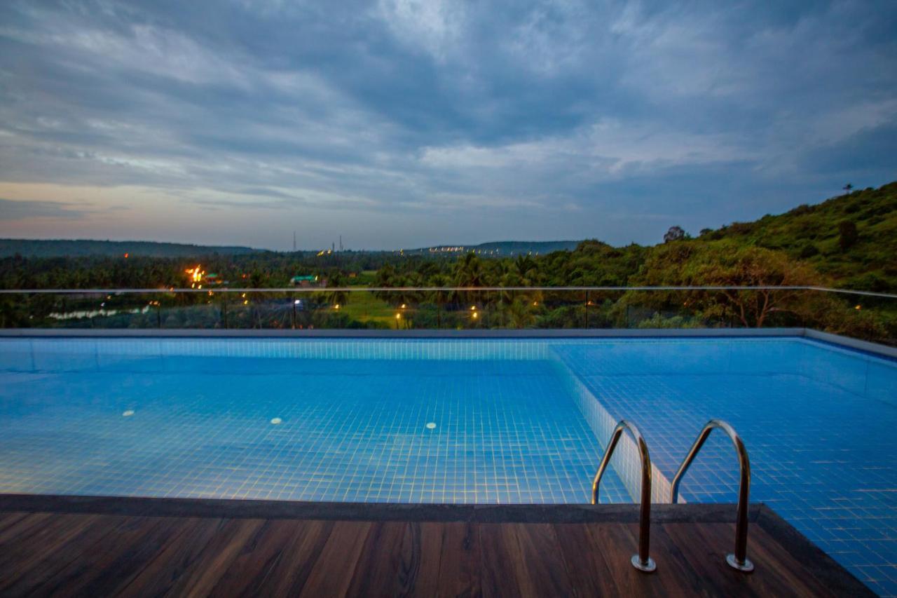 Nanu Resort & Spa, Arambol Bagian luar foto