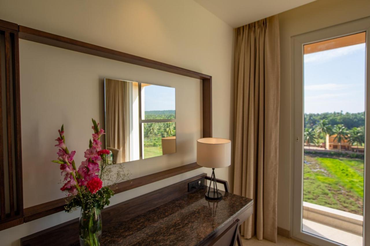 Nanu Resort & Spa, Arambol Bagian luar foto